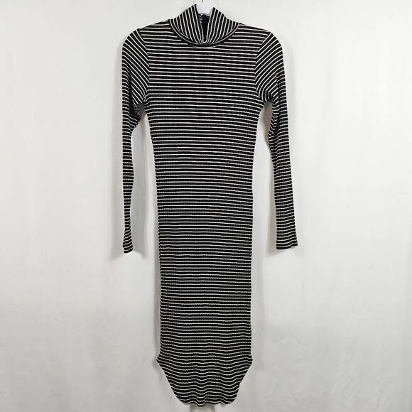 LNA Dresses & Skirts - NWT LNA Long Sleeve Turtleneck Midi Dress in Black and White - Size S